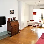 Apartmán El Forti, 2 Dormitorios, Centro, By Bookindenia *