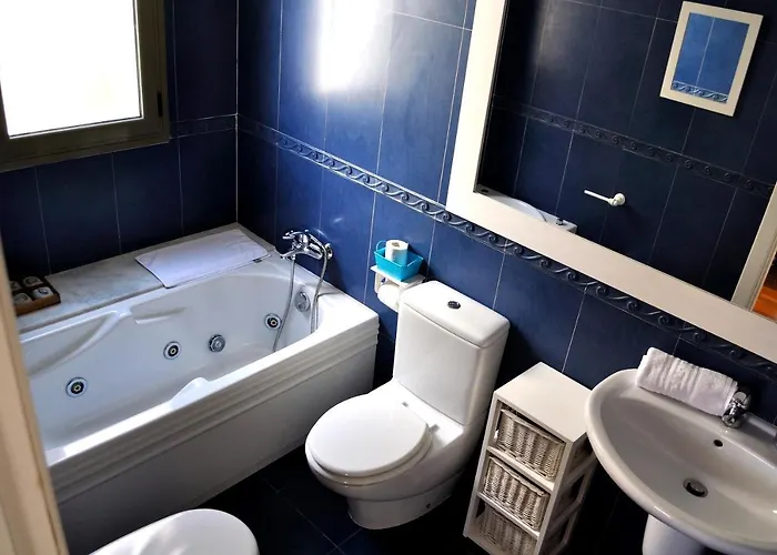 Apartmán El Forti, 2 Dormitorios, Centro, By Bookindenia